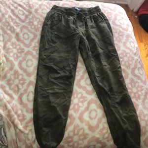 Camouflage high-rise jogger/cargo pant-Hollister
